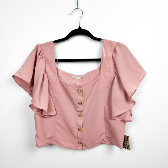 Active USA Tops - Active USA NWT Short Sleeve Button-Up Light Pink Crop Top